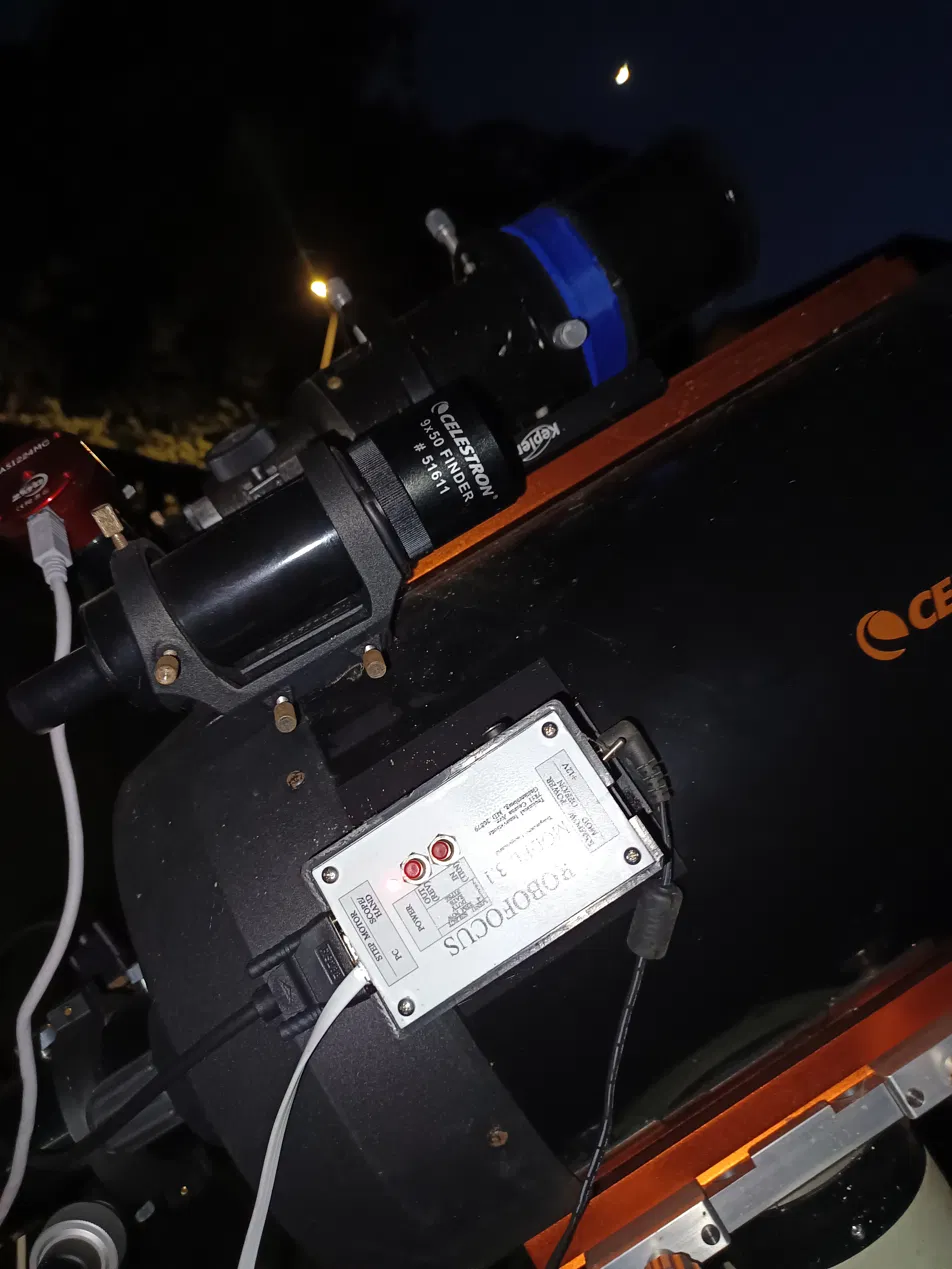 Chercheur 9x50 + RoboFocus + manche ASI120MC